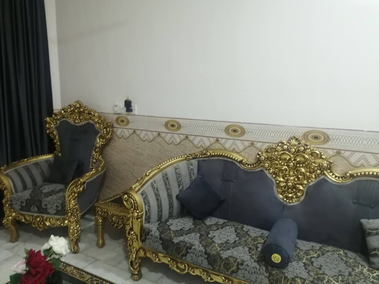 تخم ١٠ مقعد للبيع
