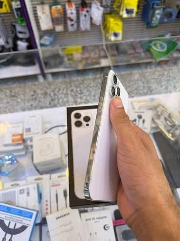 ايفون 12 برو ماكس • ٢٥٦ • بطارية ٧٩
