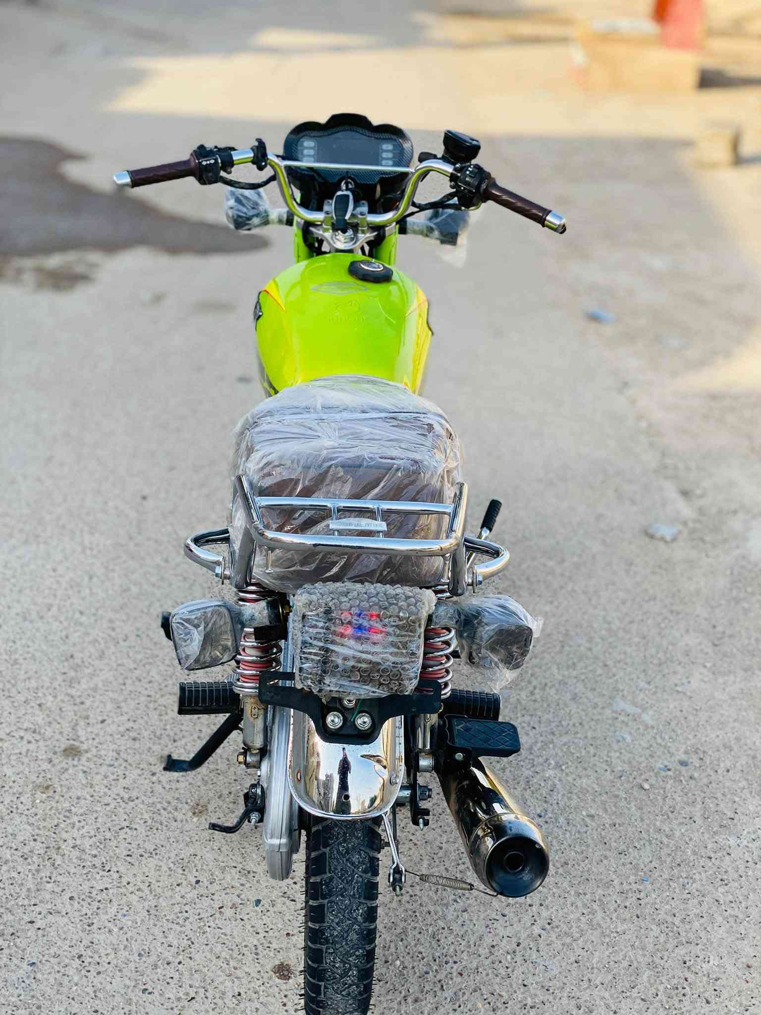 🔥سونك للبيع 🔥
موديل 2024 🔥🏍️

أوراق موجود 📋

مكينه كفاله ما مفتوحه 👍🏻👍🏻

وكلشي بيها شغال 
بس الشاشه تطفى وتشتغل  🔥🔥

((عنوان بغداد ))

السعر 650 

***********
