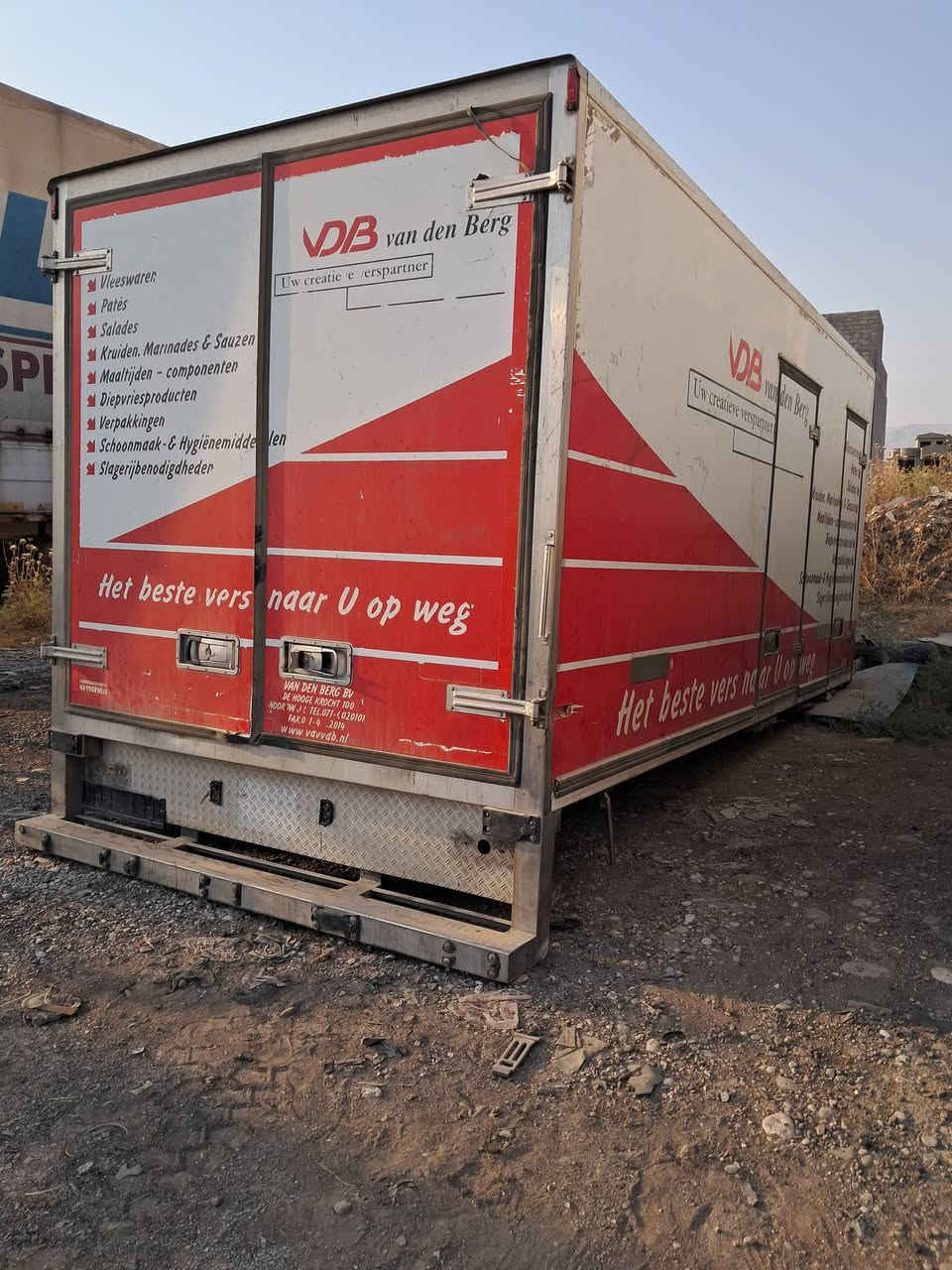 بودي براد للبيع الطول خمسه وربع الارتفاع ٢م و١٥ سم الجهاز عاطل للبيع 
@***********  دهوك سميل معرض امين كوجر
