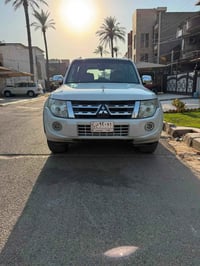 باجيرو للبيع موديل ١٤ خليجي مكفولة كفالة عامة عدا بارد باب الجنطه ع كد...