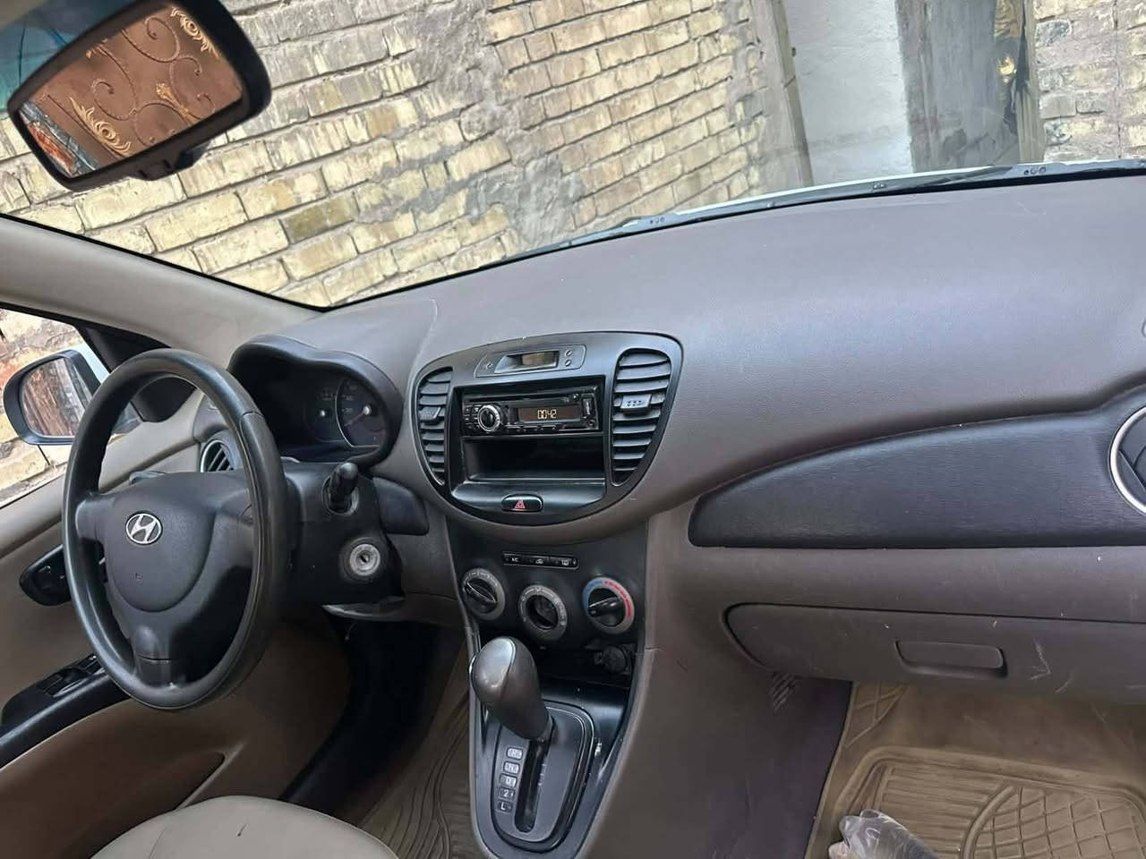 السلام عليكم. مكلف بالنشر
هونداي i10 
سياره نضيفه وجديده بمعنى الكلمه وعليها ادامه كامله 
سياره استعمال بيت  ونضيفه 
سعر 73$ 
رقم صاحب السياره‏‪***********‬‏ مكان زعفرانيه شارع المعهد
