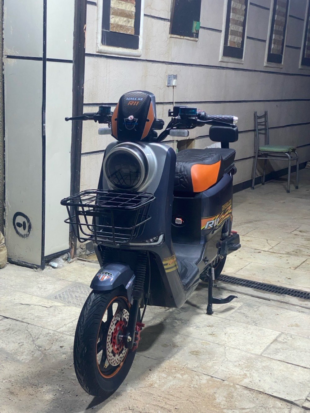 R11 • بطارية ليثيوم • سرعة ٧٥