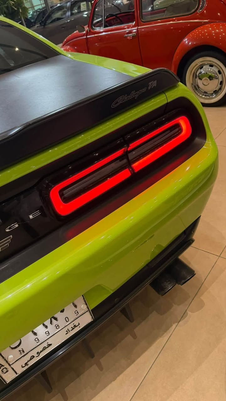 Dodge Challenger T/A 5.7 HEMI
الموديل : 2019 🇦🇪 خليجي
الوكالة : هارلم
ماشية 32٫000 الف

(بيها بنيد مبدل فقط)

المواصفات :
فتحة سقف
كشنات كنتارا + Alcantara
كشنات تبريد وتسخين
رادار + مانع تصادم
كاميرا + حساسات
شاشة Uconnect
Paddle Shifters
جنوط T/A 20
عادم رياضي
5.7 HEMI V8 — 370 حصان

📩 السعر 239 ورقة وبيها مجال بسيط💹
📍 موقع البيع : بغداد
📞 ***********
