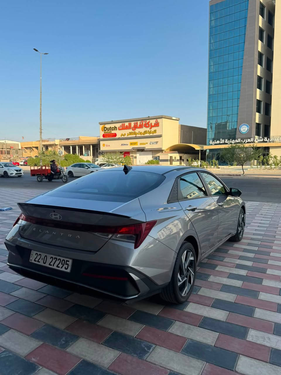 هونداي النترا مديل 2025 وارد امريكي 🏎️
رقم اربيل الدولي تسجيل جديد
( حادث جاملغ ايسر ربعة صبغ فقط )
( لباقي مكفول كفالة )عامة لغد شاصي ايرباك كلشي سليم .
لون سلفر 🩶
 سيارة جاهزة وجديدة  ،
ماشية 24 الف 
  مواصفات خليجي دواخل بيجي ❗️
السعر ب162 وبيها مجال 
العنوان:البصرة الجنينة 
الهاتف : ***********
متوفر اتصال وات ساب
