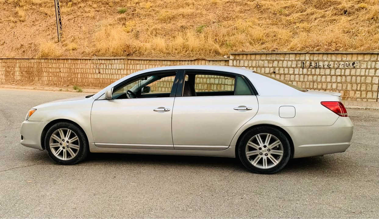 AVALON 2009 Limited 📦
سەرەتا بە ناوی خودای گەورە 
ئەڤەلۆن ٢٠٠٩ ی خەلیجی فوول فوول مواسەفات
کوشن ساردو گەرم و جڵد کارەبایی و خەزن
سڵاید
پەردە
بەسمەی دەرگا و سندوق 
زۆر جوان و ڕێک و پێکە هەیکەلی جوان ماوەتەوە
گێڕ و مەکینەی بەشەرتە بێعەیب و بێ کرانەوە
سەیارەکە حیزام نییە چەند پارچەیەکی بۆیاغە بەس بە حیزام دەفرۆشم پێش و پشتی کەپسە
سعری 98 وەرەقە و مەجال 
***********
*********** كويسينجاك, أربيل

نص مكتوب في الصور:
- ***********