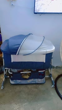 هزاز أطفال • واتساب
