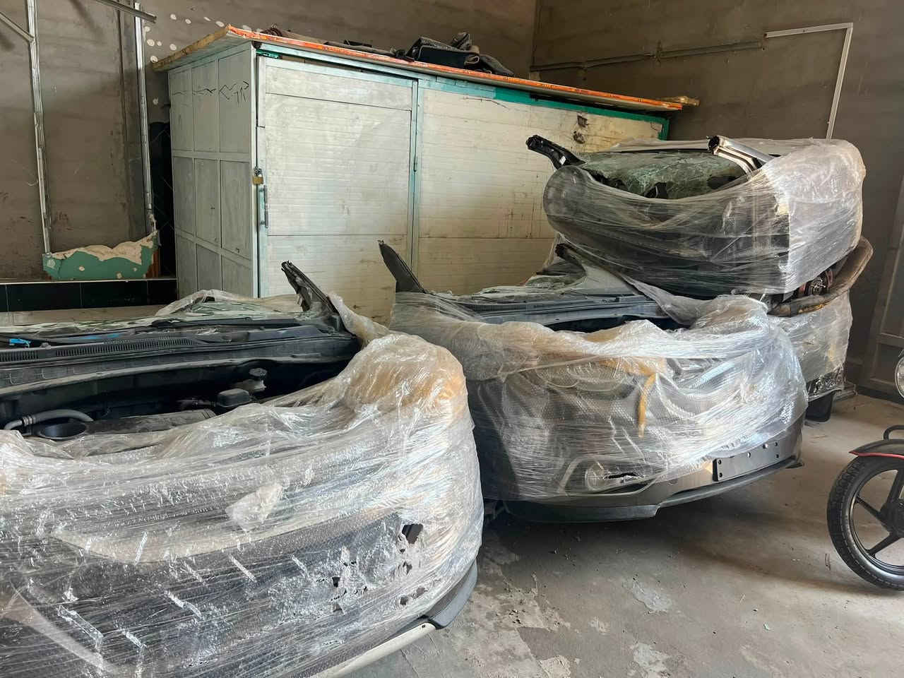وصول 3 حاويات محركات وادوات 
يتوفر محركات كوية ويابانية حاوية باسعار تنافسية جملة جملة 
وكصات سيارات وادوات سيارات جملة 
العنوان ديالى بعقوبة ام العظام شركة الصاج

هاتف ☎️ ‭***********‬☎️
—————————————-
هاتف ☎️ ‭***********‬☎️
