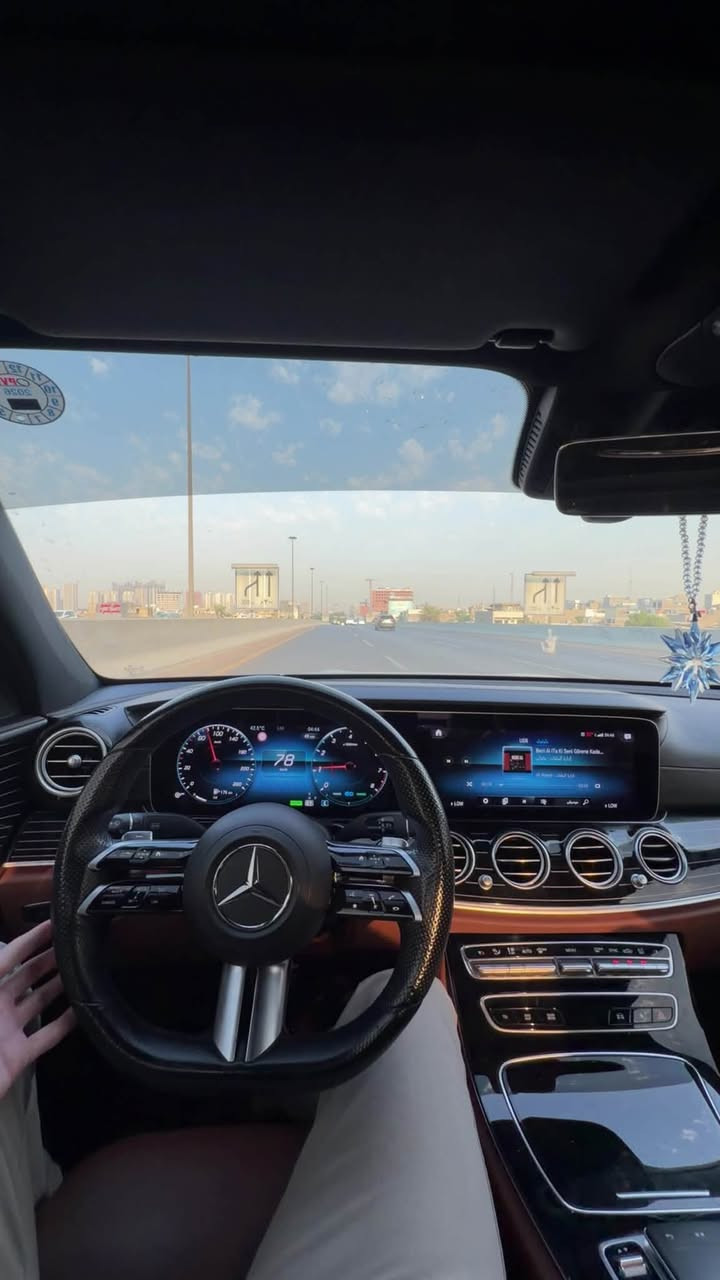 اي كلاس AMG • ٢٠٢٢ • فول اوبشن