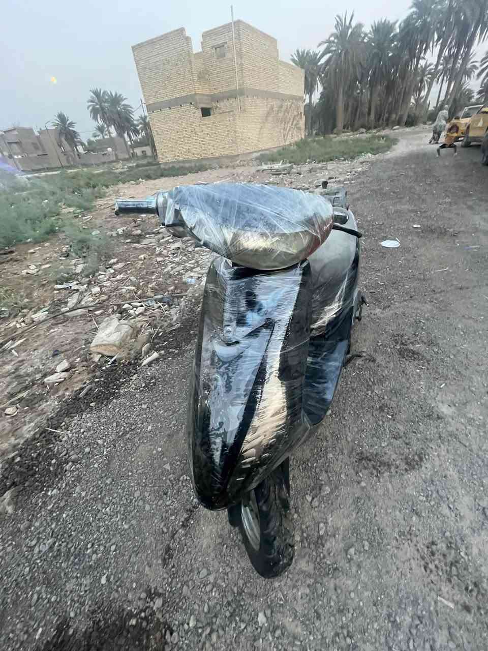 السلام عليكم ٦٠ عصفوريه للبيع أو مراوس دراجه نكره سلف هندر زوج تايرات بريك كامله كهربائيات ڪـلۿ شغاله كفراته كامله فقط ترايش سعر ٣٠٠ وبيه مجال مكاني غزاليه ***********
