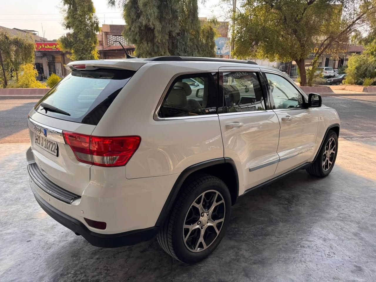 جيب لاريدو موديل 2013
فول مواصفات 4x4
السياره بدون صبغ كلين
كير محرك ابشرط لأصوت لابخار السياره كولش نضيفه 
فقط مكانين تعديل بارد اوكارت
بي بطاقه بانزين
تحويل غرامه ابشرط
سعر/173
مكان كركوك
📞***********
📞***********

