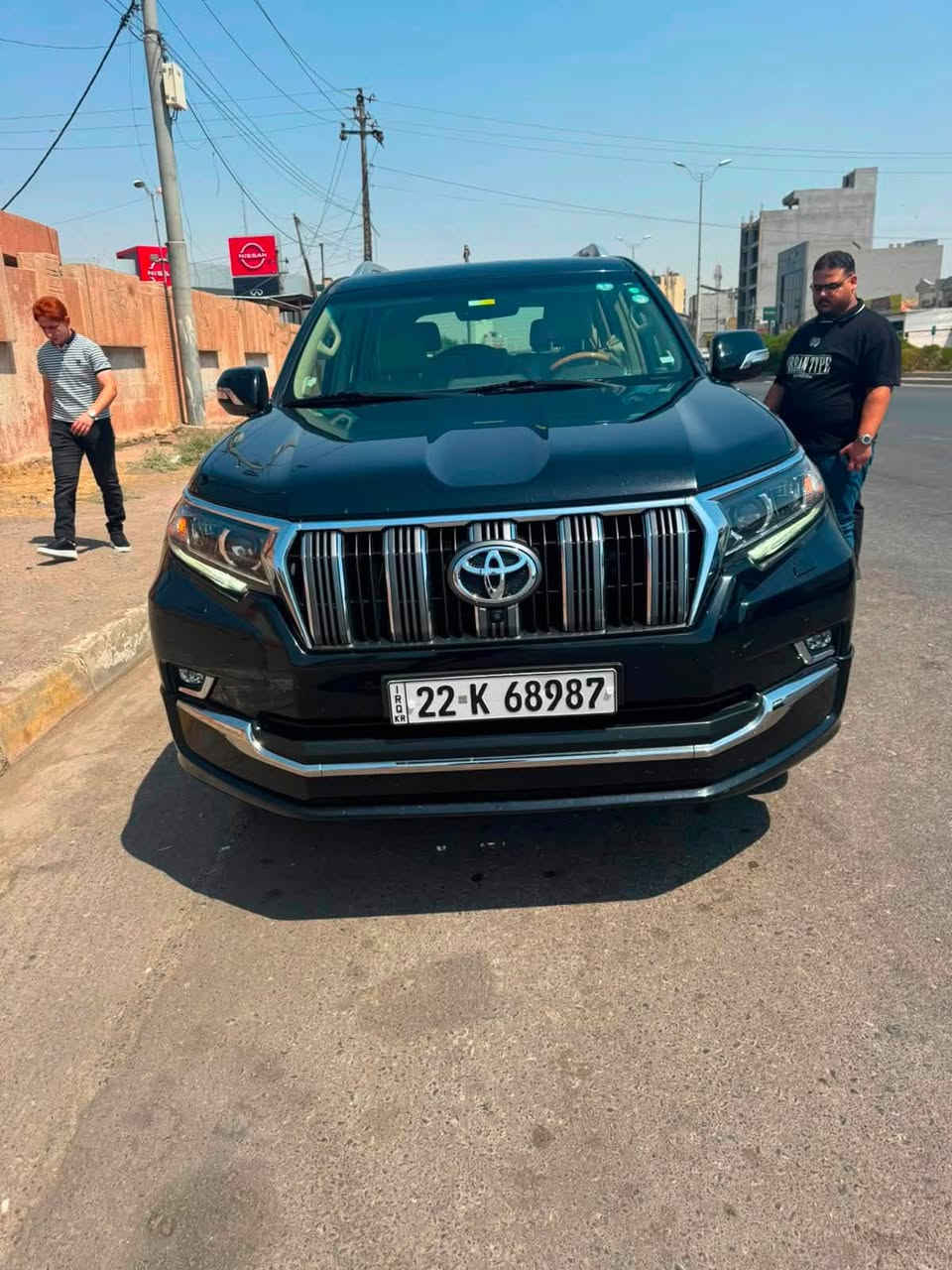 برادو موديل ٢٢ vx  باب اول ماشيه ١٠٠  للاتصال ***********

