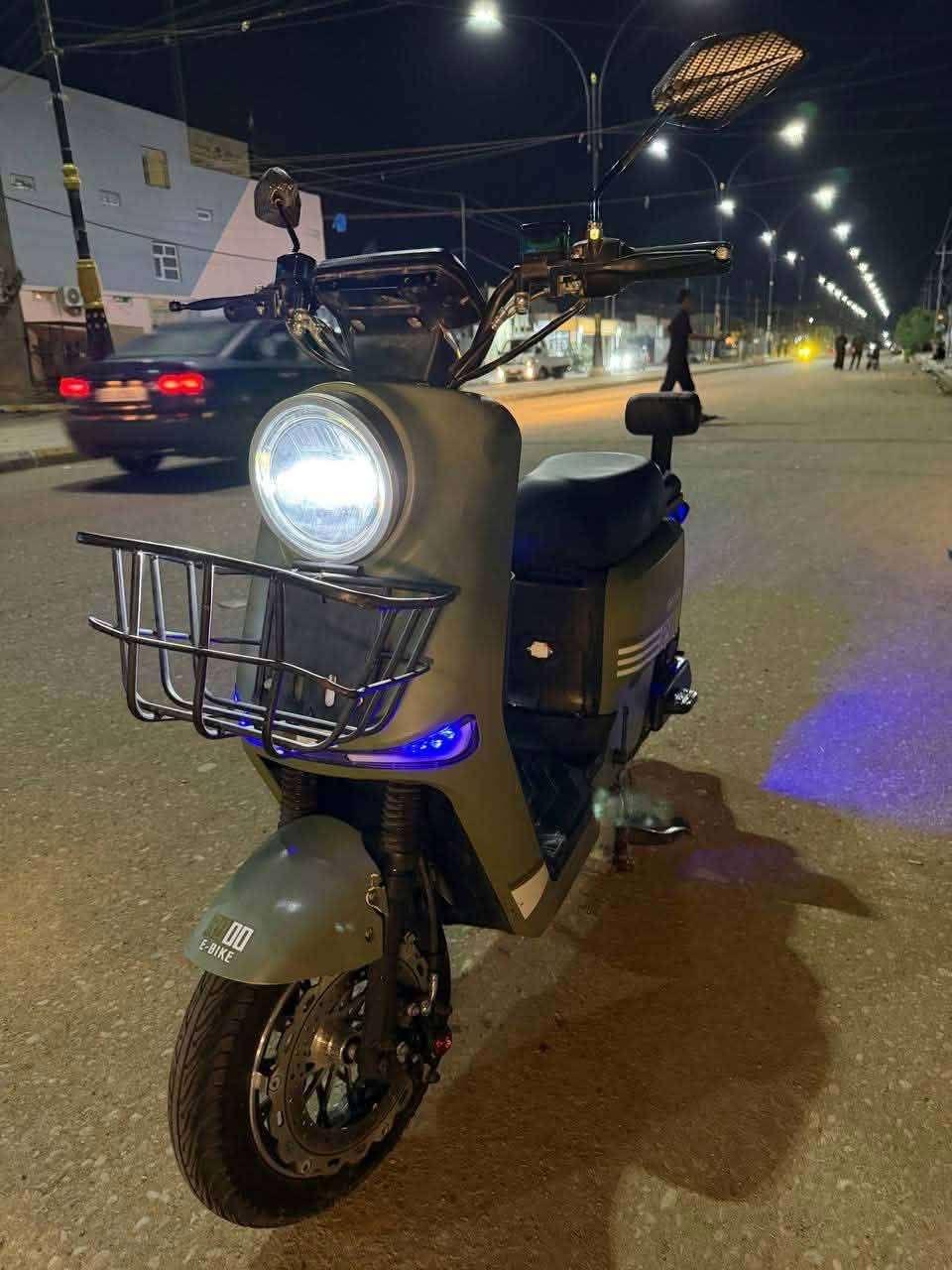 R900 • جديدة • ٥ بطاريات