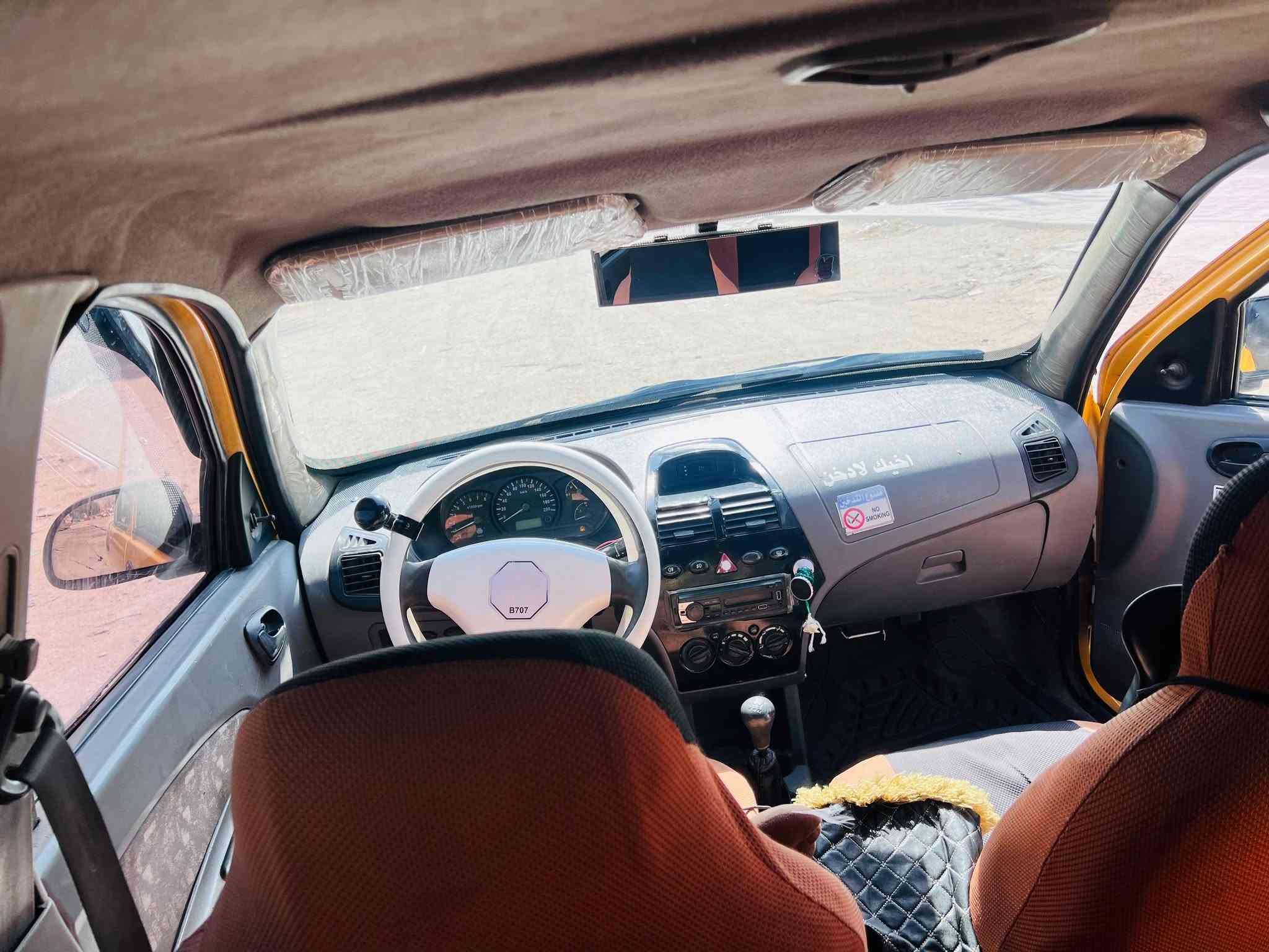 طيبه موديل٢٠١٥ خير من الله 
كير ومكينه ومنظومة تبريد كفاله بيها قطعتين فقط الجاملغ الخلفي اشبرين بارد والثاني اشبرين حار 
كهربائيات كلها شغالة 
سعرها (٣٢) مكاني كربلاء
***********

