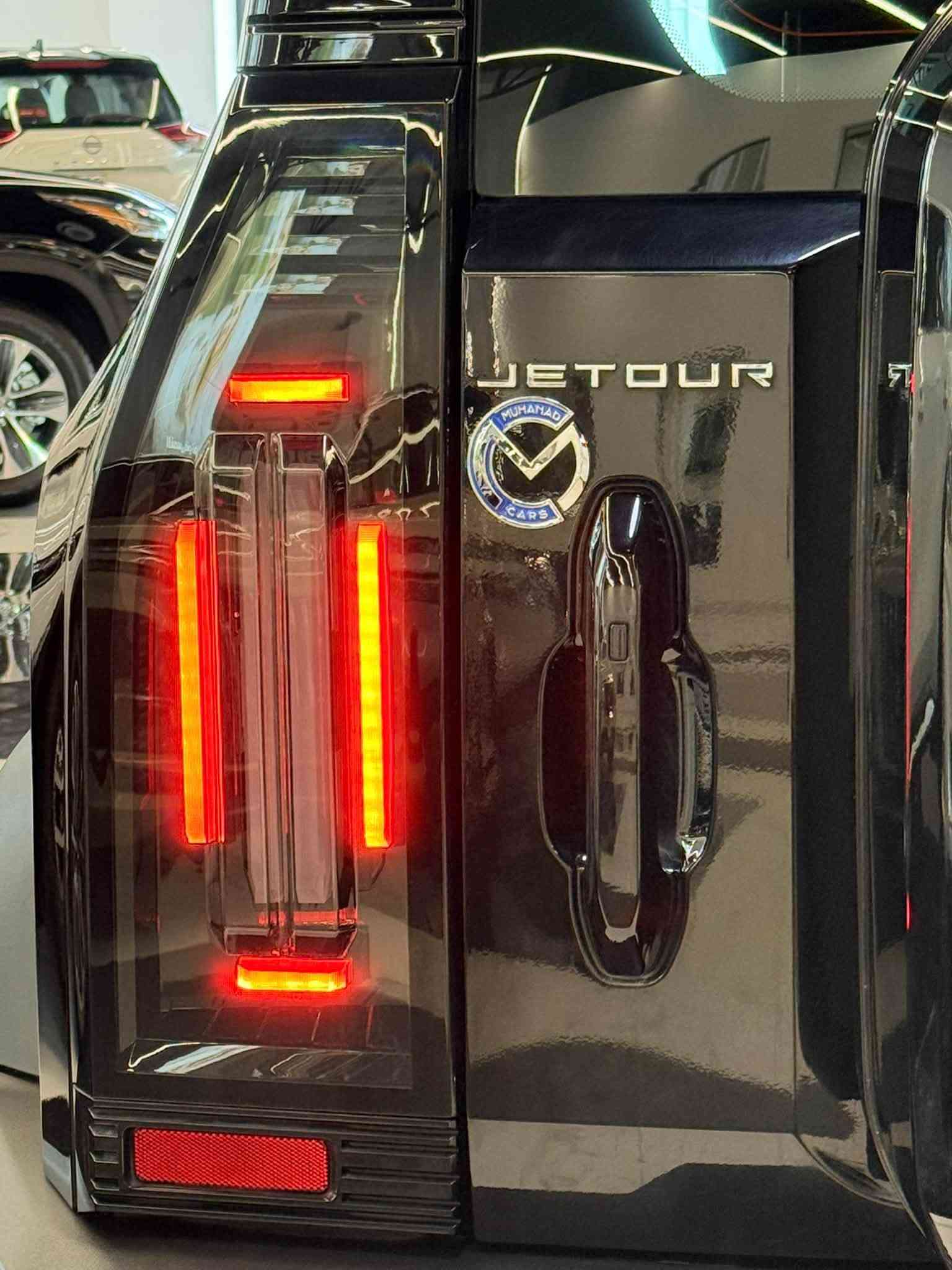 شركة المهند للسيارات 🚘🔥
جيتور T2 | 2.0 Turbo
🔥 254 حصان | 390 نيوتن
🛞 دفع رباعي 4WD
✨ ماشية فقط 15,000 كم
📍 بغداد – النهضه
📞 ***********
🔥 | ماشية 15 ألف فقط

