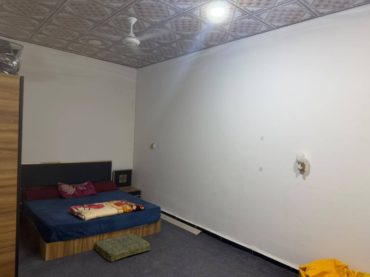 بيع مستعجل ✍️
البيع مع الأثاث 

المساحة: ٣٠٠ م

جنس العقار:طابو اسهم

العنوان: طريق السفينه شارع جامعه الامام جعفر الصادق بضهر الكراج الجامعه

المشتملات 👇 

٣غرف نوم وصاله ومطبخ واستقبال وصحيات داخلية وخارجية 

السعر: 225مع المجال

                    للستفسار:***********📞

                      واتساب:***********

                   نستقبل كافة العروض العقارية ✍️
