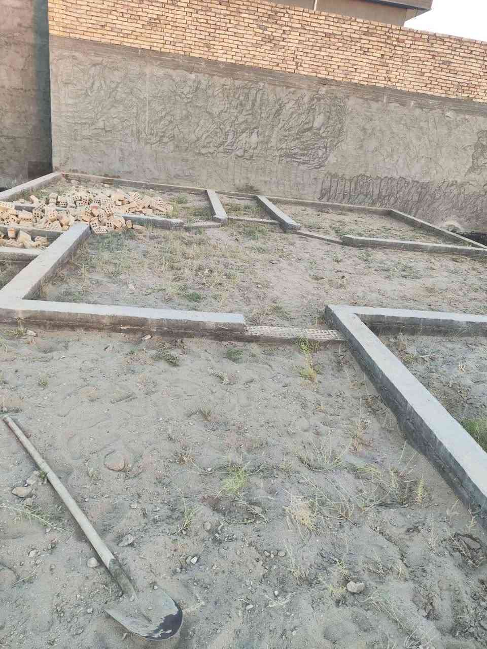 🏡 للبيع قطعة أرض طابو زراعي في الفلوجة

📍 الموقع: الفلوجة – حي الشهداء، قرب محطة الجوهره
📐 المساحة: 200 م²
📜 الطابو: زراعي
🛣️ شارع 10 متر
💧 ماء متوفر
⚡ كهرباء مستمرة
📍 قريبة من الشارع العام، تبعد حوالي 300 متر فقط.

💰 السعر المطلوب: 27 مليون دينار عراقي
🤝 يوجد مجال بسيط للشراي للجادين.
التواصل خاص او 👇 

📞 للاستفسار:
***********
📱 واتساب متوفر أيضًا
