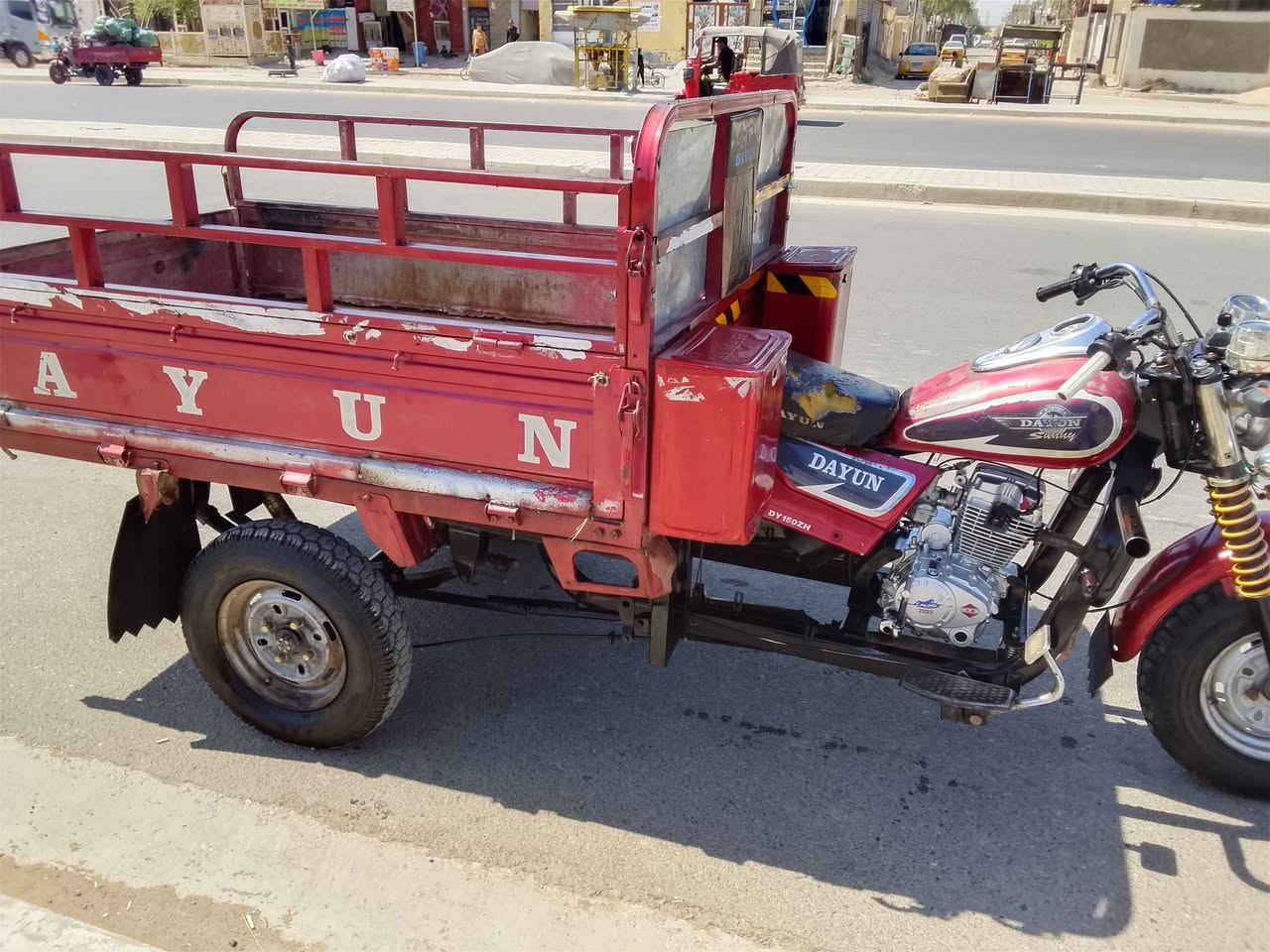 سلام عليكم لبيع محرك موديل 25 برغي ما مفتوح وراق كامله موديل 19 كهربايات شغاله سعر 850 مكان بغداد حي طارق ***********
