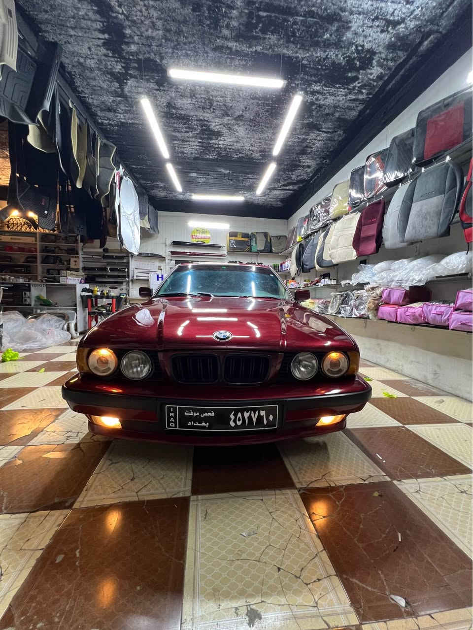 سه ره تا به ناوي خوا ماشاءالله له مالي هه موولايه ك
bmw 1993
ئارم پلاستيك سلئماني
له سه ر ده قي شه ريكه هه موو گياني
520 گئر عادي
ناو ده رد 
ناو فؤرميكا
ته بريد سارد و گه رم له شوئني خؤي
ئه كسل سپؤرت
پئويست به وه سف ناكات ده عامي بؤ ده عامي به شه رت له سه ر ده قي شه ريكه
سعري ٤٦معامه له ي برايانه

ژماره*********** أربيل, العراق
