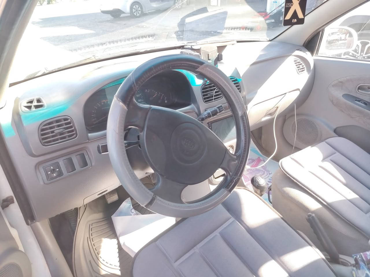 أعيد النشر بسبب الوعدالكاذبه
كيه ريو 2001 محرك 1600 كيرعادي بسمي رقم بغداد
انكليزي السعر35 ابيها مجال بصيط
*********** واتساب

