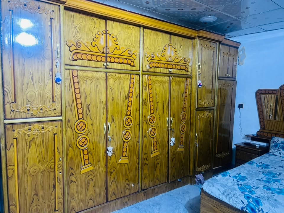 مستعمله شهرين • نضافة • بيها مجال