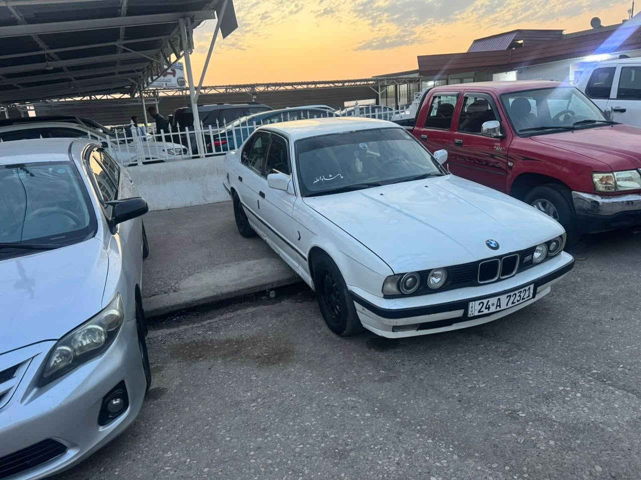 BMWموديل 1989
سيارة بدون صبغ 
كير او مكينه 
كلو بشرط 
ايا استفسار خابر ع رقم 
*********** أربيل, العراق
