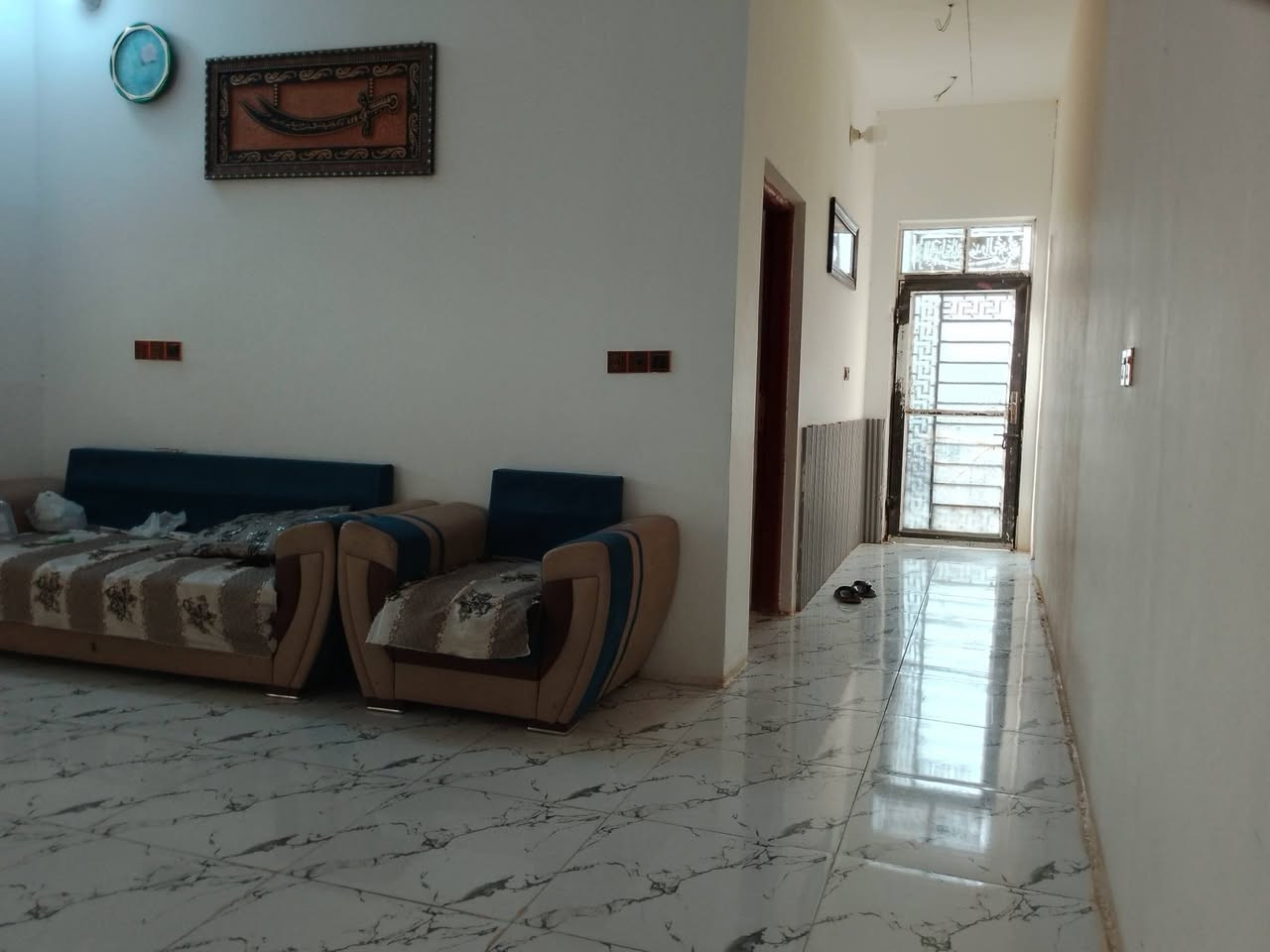 حي المنصور • ٥٠٠م • ٣غرف