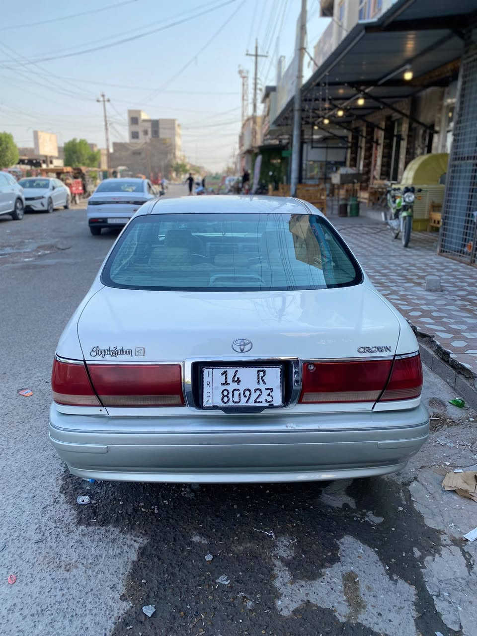 ملكة 2000 للبيع او مراوس حسب القناعه
السياره خير من الله محرك جديد...
التبريد ثلج عبالك سبلت كنتوري 5 طن مواصفات كلش حلوه 
اصولية وبأسمي تحويل ثاني يوم  ...
مكفوله من الكص.. السنوية الى 31
السعر. 100 $وبيها مجال 
***********
