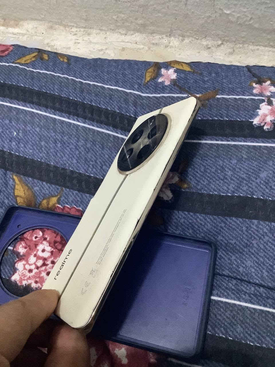 س ع جهاز ريلمي 12 برو G5 جهاز ركعته بلكاع وصار بي هاذ اسواد الفوك الكامره الماميه ما مثر ع اي شي وبدلته بطاريه الصليه الله شاهد ذاكره 256 دبل شريحه ولجامه مال كامرات الورا مكسوره ما يحتاج تبدله اصلا وعوزه دكمه مال تعلي وتنصي غير هاذني الباقي مكفول كله شغال ما ويا ملحقات بس شاحنه السعر 250 او مراوس بايفون ***********
