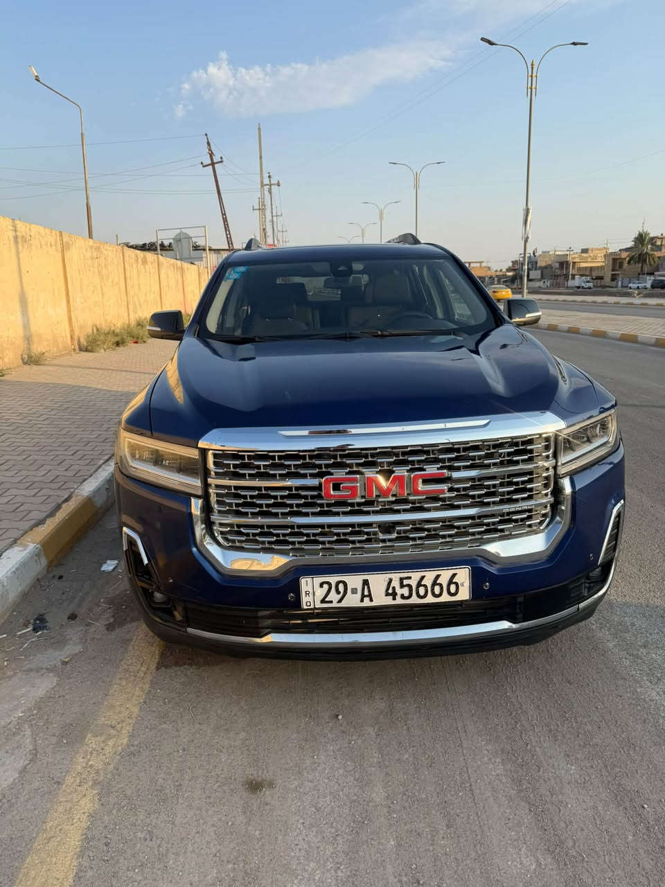 اكاديه • ٢٠٢٣ • عنواني واسط