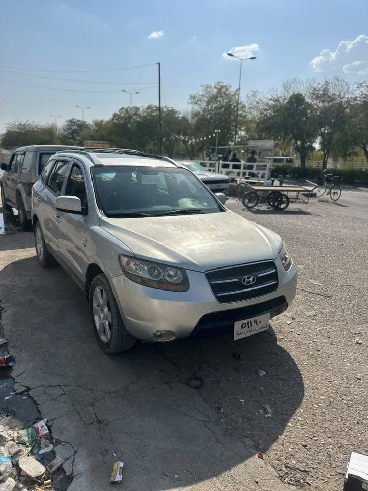 بۆ فرۆشتن سەیارەی مالە هین مەعرەز نیە ٢٠٠٧ فول بەس کوشن جلد نیە کۆدی بەناو خۆمانەوەیە کۆدەکەو بۆ وەر ئەگرین سەیارەکە لەکەلارە 
تەبرید ساردو گەرم بە شەرت
تەقەو رەقە بەشەرت 
جوار تایەی لۆکی لە ژیرە 
٤٨ مامەلە
ژم***********
