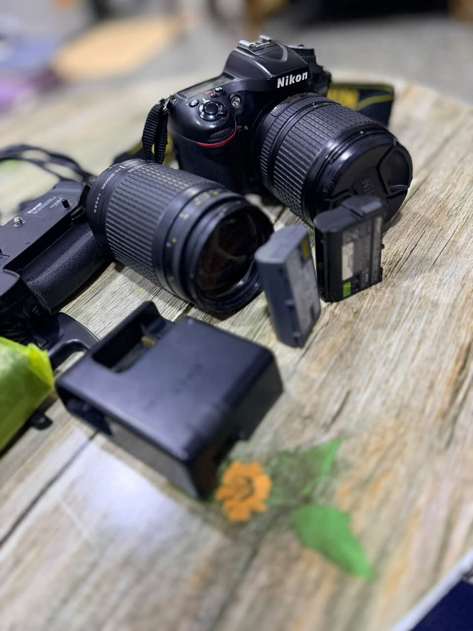 نيكون D7100 • عدسة 18-140 • عدسة 70-300