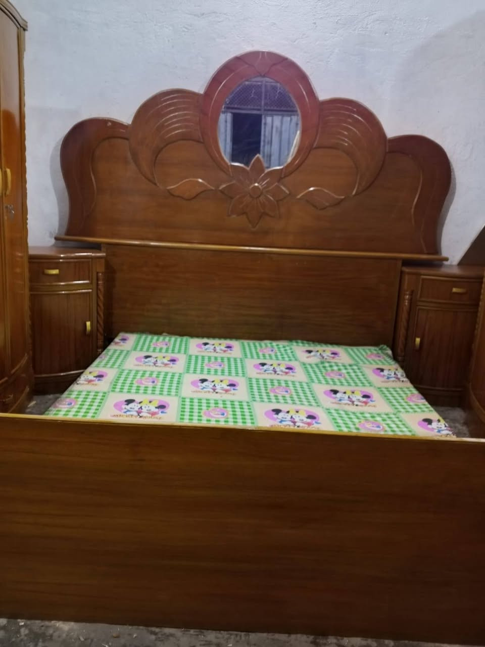 800غرفه ست ابواب مال عرسان موغرفه ضيم ضهر جرجوبه زاويه كنتوريه صاج داخل وخارج بغداد الحسينيه مال  الراشديه وعندي توصيل ***********
