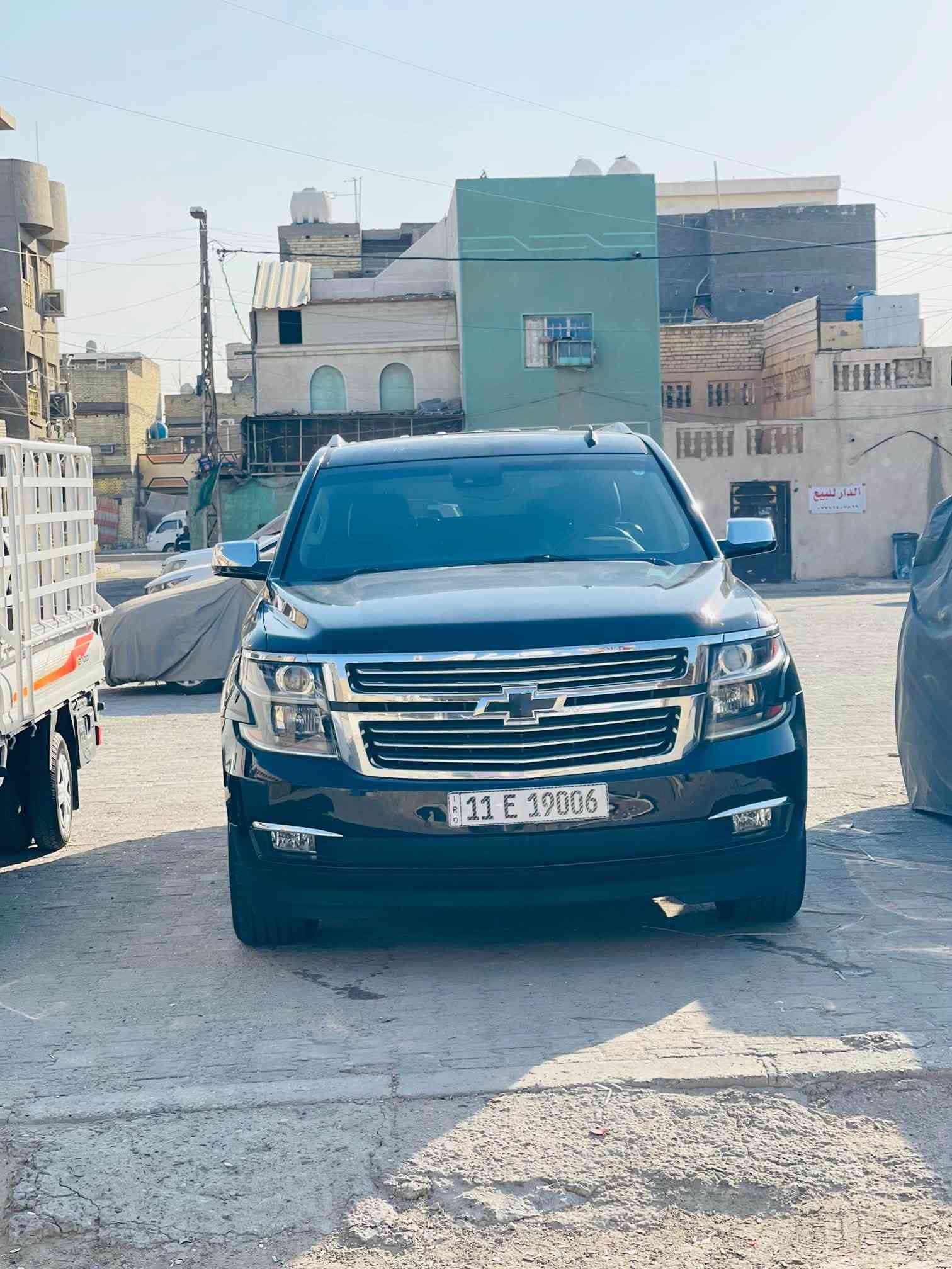 سلام عليكم سيارة تاهو لبيع بريمير دخول جديد كتاب ضابط  دوسات كهربائي فتح بل قماره كشن منفصل سيارة نضيفة حيل سيارة اي حادث ما بيه سيارة حلوه ***********عبداللة ***********ابو عبدالله

نص مكتوب في الصور:
- 694142935
- 194142935