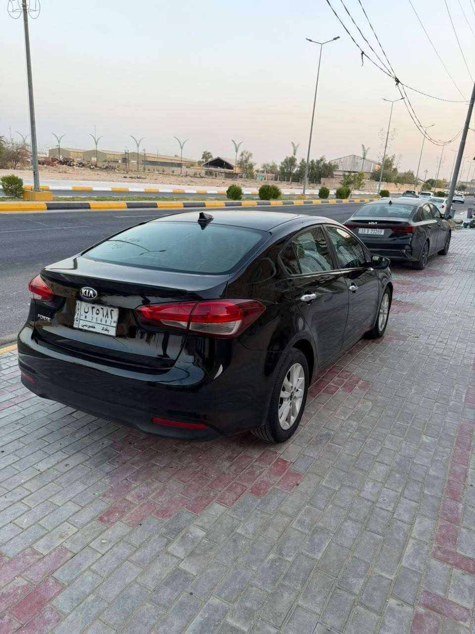 سلام عليكم للبيع فورتي ١٨
سياره كفاله عامه فقط دوس صبغ

مكينة 2000 دوش

ليبل واحد 

موصفات شاشه كبيره كامره

وداخل سياره كارتون 

كشنات تتفه سياره جاهزه من كلشي

كير مكينه حداديه تبريد تخم تاير كفاله 

منضومه زنون عالي ناصي

سياره جديده كلش رقم بغداد سنوية 2030

مكان السياره كربلاء السعر 103

***********

***********
