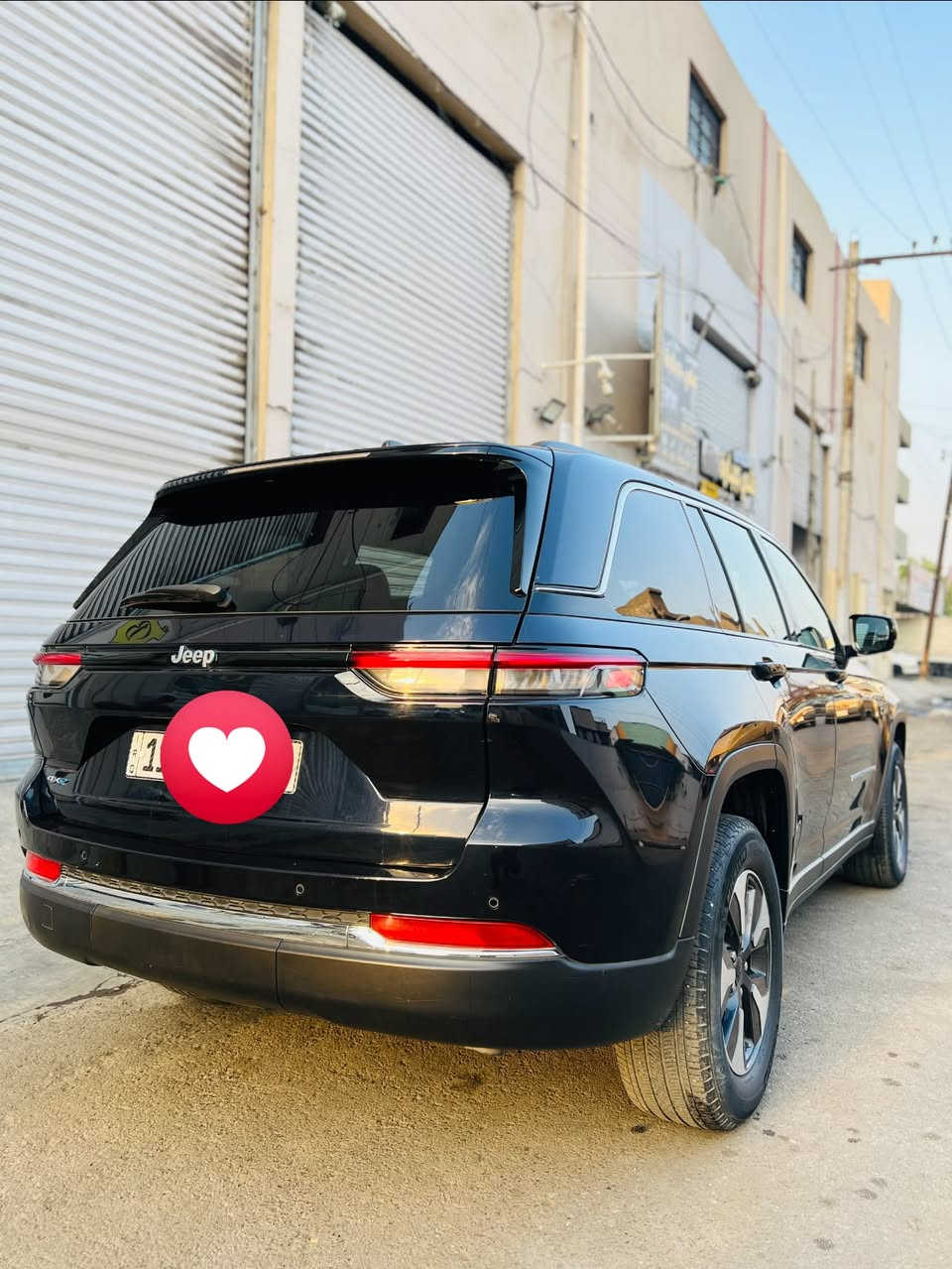 جراند شيروكي 4xe • بلج ان هايبرد • ٢٠٢٤