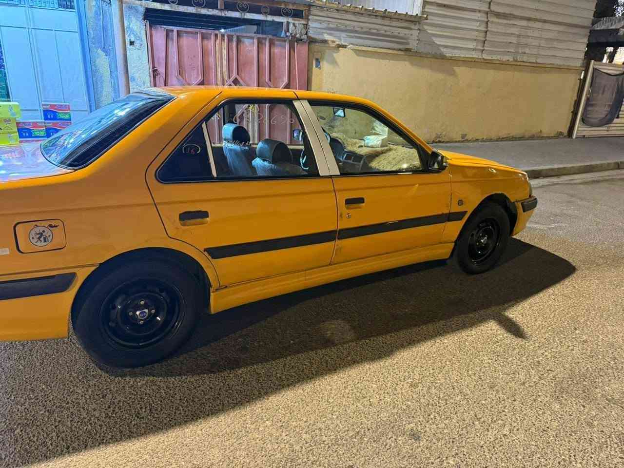 السلام عليكم بيجو بارص مديل ٢٠١٨ كير تبريد حداده تخم تاير سياره نضيفه مكفوله المكينه بيها خيط تبخير السعر ٤٣ وبيها مجال رقم بصره  للاستفسار ***********
