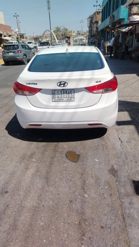النتره مديل 13 امريكي حادثه شويه جوه لايت ماواصل لا عرضانيه ولاشي رقم ذيقار مكينه وكير وحداديه وتبريد يخبلن وكفاله تخم تاير السياره مصبوغه عام اثر جراد وخياسات البدي شوف العين اكفلك مكينه وكير وتبريد وصوليات سياره كلش حلوه السعر 85مكاني بصرة ابو الخصيب رقم الهاتف *********** البصرة, العراق
