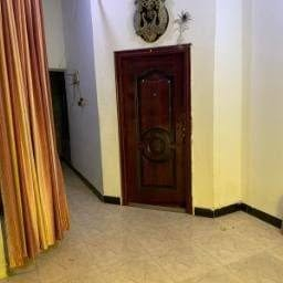للبيع بيت 100متر طابو عراقي غرفه 5ب4 صاله 4ب4 مطبخ حار وبارد ديوانيه 4ب3ونص بناء بلوك سراميك ارضي جداري رباطات شغل درجه اوله بيت جديد وجاهز من كلشي البصره ابو الخصيب العوجه خلف شركت الفرمستون سعر 40 وبي مجال قليل ***********
