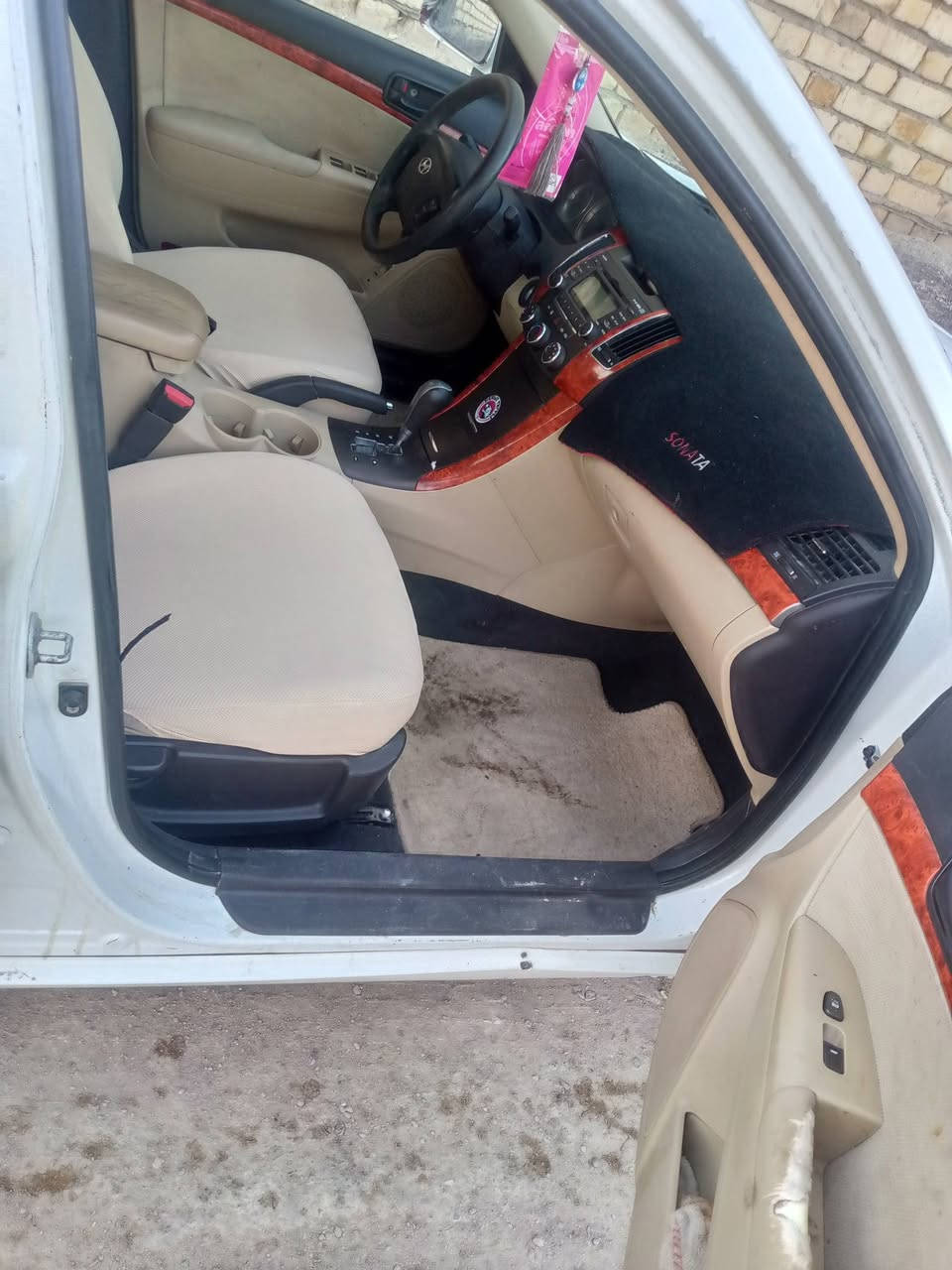 سوناتا 2009 امريكي مكينه وكير مكفولات 2400 حداديه نضيفه تخم تاير نضيف تبريد ثلج كصه جنطه السعر 35 وبيهه مجال للاتصال ***********
