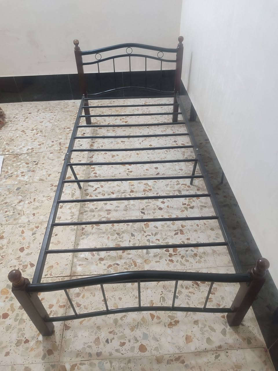 سلام عليكم جربايه حديد جديده كلش حلوه او مرتبه مكاني نجف تصلو عله الرقم ***********

