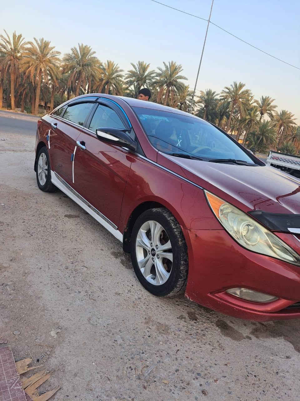 سلام عليكم سوناتا للبيع موديل 2012 وارد امريكي بيها قطعتين صبغ اثر شخوط رقم كركوك تحويل ثاني يوم محرك وكير وتبريد وصدر جاهزات ماتصرف عليها الف السعر 95 للستفسار التصال ***********
