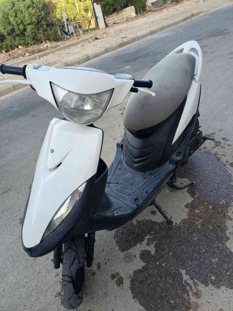 للبيع كفرات الابيض اصلي مصبوغ والازرق تجاري وصالنصه اصليه  ووياله الغراض كلهن مال ماكس ***********
