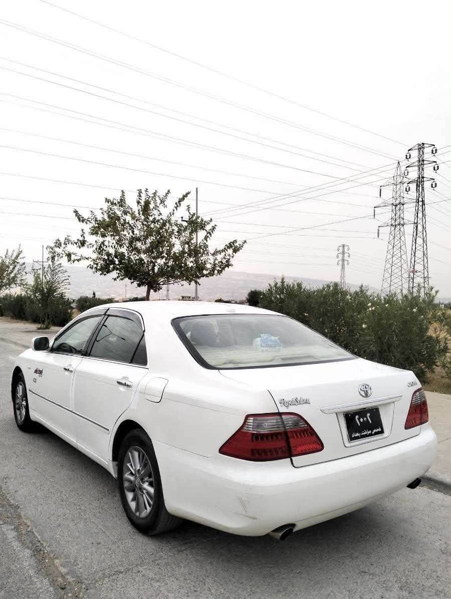 ٢٠٠٦ • بني • مكينة 1800