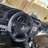 باجيرو موديل ١٠ خليجي مكفوله من الصبغ والضربه ماعدى الدعاميه الاماميه ...