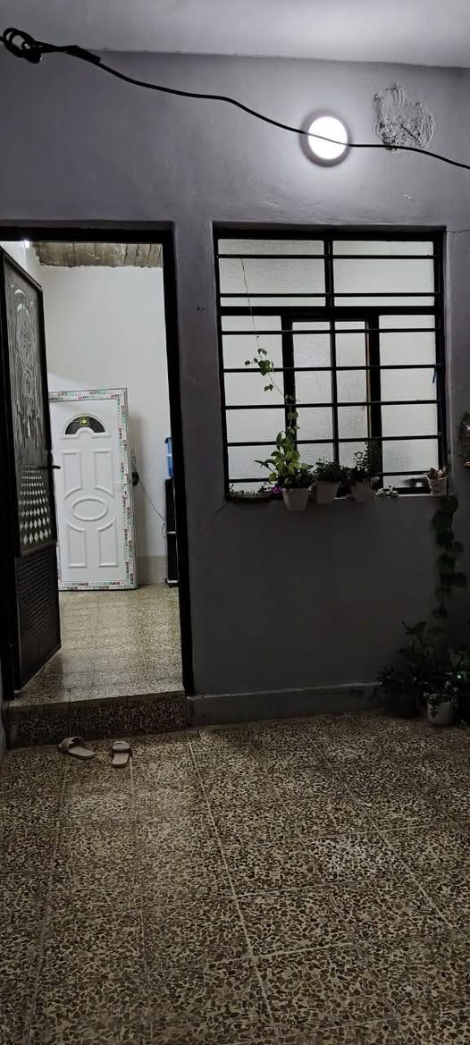 بيت 120متر مربع واجه 10متر وعمق 12متر غرفتين نوم واستقبال مطبخ وهول بناء حديث لتواصل ***********بي واتساب
