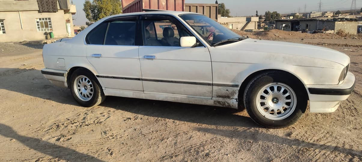 بي ام 525 • موديل ٩١ • فول اوتو