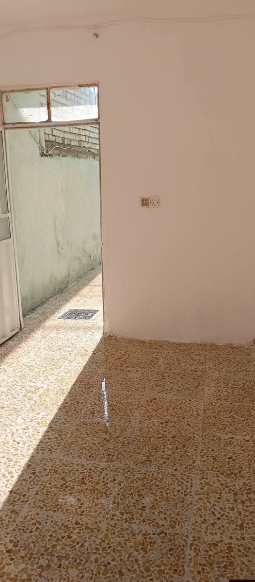 دار للبيع • حي الوفاء • ١٠٠م