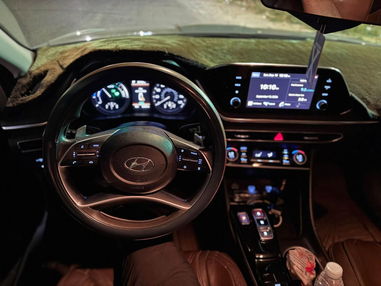 � هيونداي سوناتا
2023🚘

 ماشية غير 50 الف

هايبرد محرك 2.000 

8 sepeed Transmission Dull Clatch

✨ المواصفات فول فول (Full Option):

‼️📮

🟥 تشغيل عن بعد 

🟥مثبت سرعة 

🟥قيادة ذاتية 

🟥تحديد مسار 

🟥 رادار امامي 

🟥رادار جانبي 

🟥رادار خلفي 

🟥كامرا دوارة ١٨٠

🟥مثبت ستيرن 

🟥سايد بريك بصمة 

🟥مودات قيادة ( نورمال - سبورت - سبورت بلاص - كوستم وبعد بيها اضافات الشركه)

🟥تبريد بيانو 

🟥تبريد قطعتين 

🟥اوتو هولد

🟥محرك 2.000 هايبرد 

🟥لدات امامي خلفي 

🟥وبعد هواي مواصفات بيها

 رقم الهاتف 

 للاستفسار اكثر

***********
