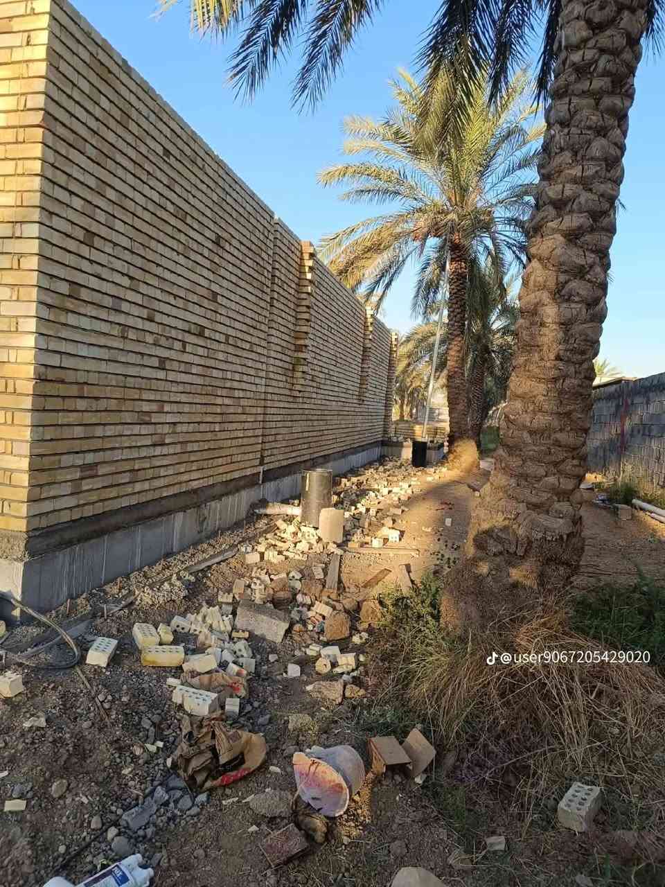 خلفه بناء درجه اوله ناخذه مقطوعه وبليوميه ***********داخل العماره فقط

نص مكتوب في الصور:
- @user9067205429020
